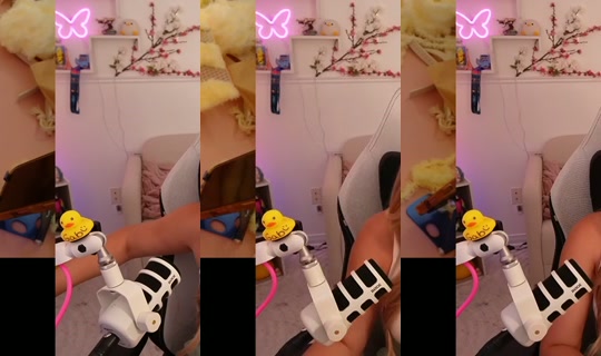 maricanne's Stream - Aug 4, 2026, 10:21 PM