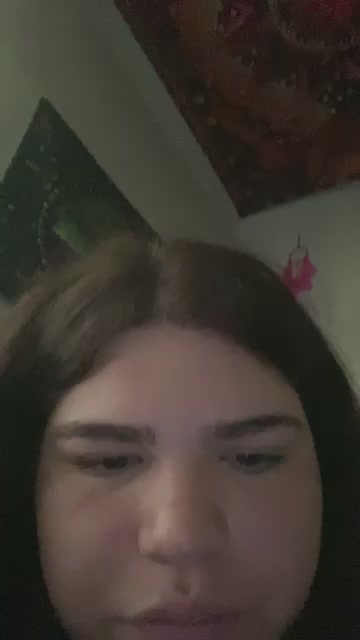 dontbeweirdd_