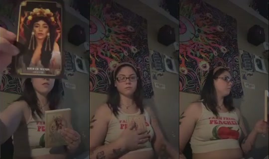 sparklebunnytarot's Stream - Aug 19, 2026, 3:00 AM