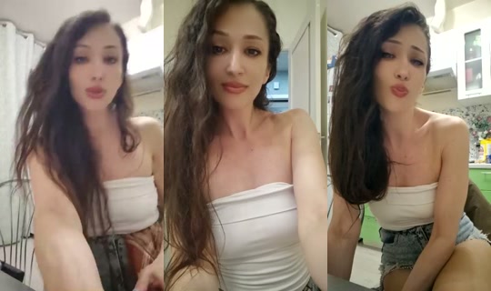 ID867818253 的直播 - 2026年6月11日 20:43
