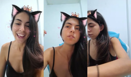 Juli.Moon's Stream - May 25, 2026, 11:27 AM