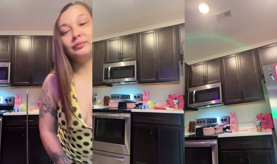 Torriealyce's Stream - May 25, 2026, 9:52 PM