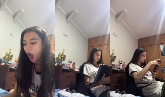 justnanni's Stream - May 25, 2026, 12:03 AM