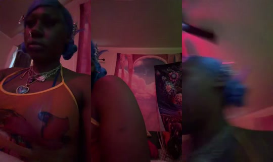 kdamira's Stream - Apr 21, 2026, 10:29 PM