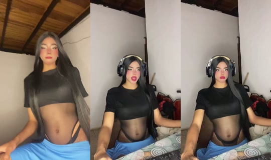 lorena23.'s Stream - Apr 21, 2026, 2:31 AM