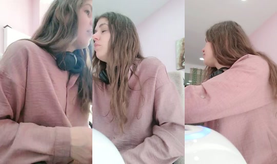 20569171's Stream - May 2, 2026, 11:44 AM