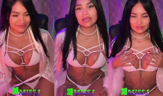 miss_j's Stream - May 8, 2026, 5:50 AM