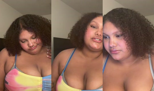 mochadoll's Stream - Jun 16, 2026, 4:06 AM