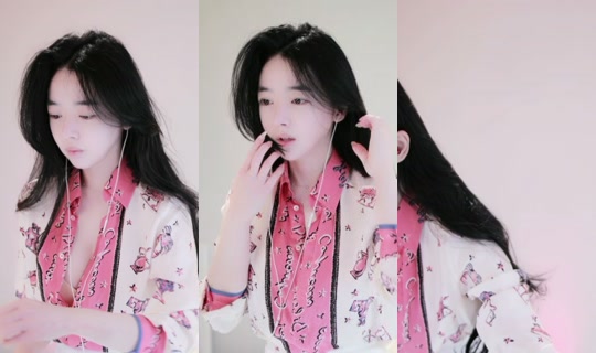 robinmia's Stream - Apr 15, 2026, 11:19 PM