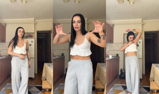 budkonastya_'s Stream - Apr 19, 2026, 9:21 AM