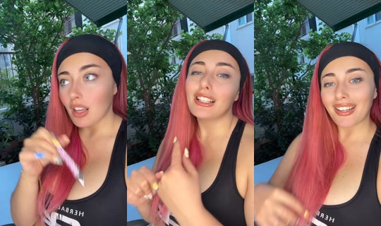 anastasiaboudouridou's Stream - May 6, 2026, 3:57 PM