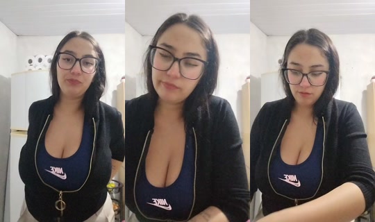 elencriistina's Stream - Jun 20, 2026, 10:04 PM