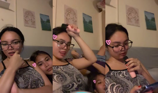 strawb__ari's Stream - May 12, 2026, 12:45 PM