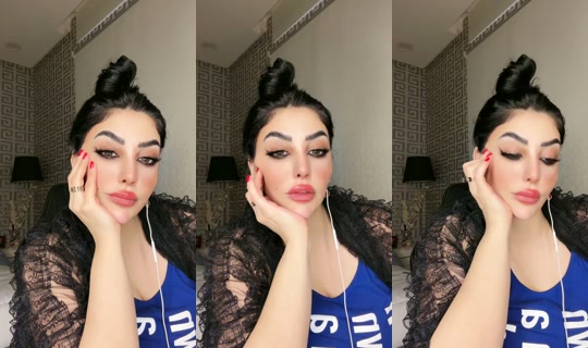moon_q005's Stream - May 22, 2026, 3:42 AM