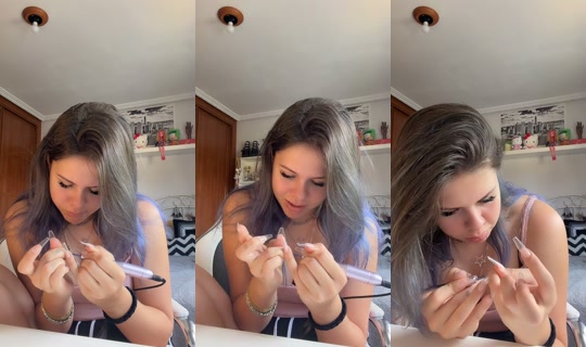 193meow1722's Stream - May 25, 2026, 2:23 PM
