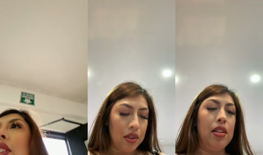 _roxaannnee's Stream - May 24, 2026, 1:59 AM
