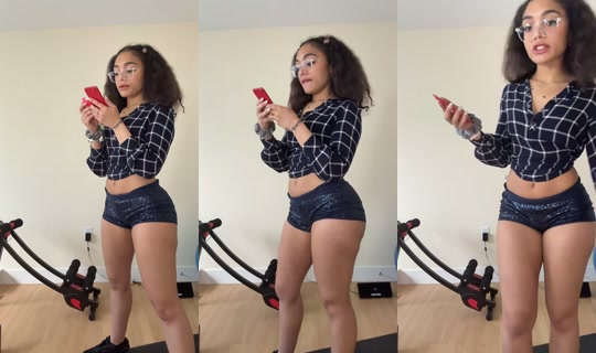 alittlevalentina's Stream - May 29, 2026, 5:08 PM