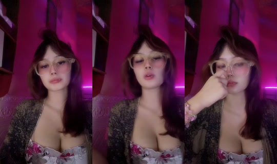 Stream imyour.ririnn - 25 Mei 2026, 17.43