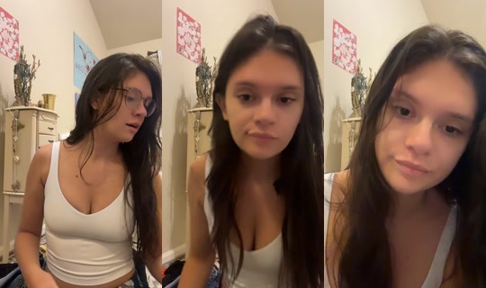 melodygabriiela's Stream - May 23, 2026, 1:40 AM
