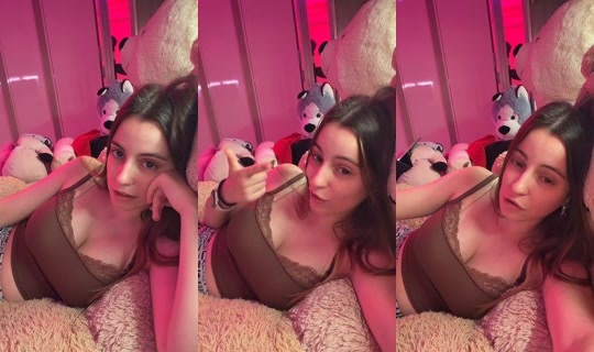 no_soy_martinaa's Stream - May 25, 2026, 10:15 PM