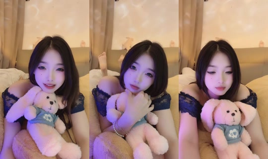 rosalindche7's Stream - Jul 6, 2026, 5:45 PM
