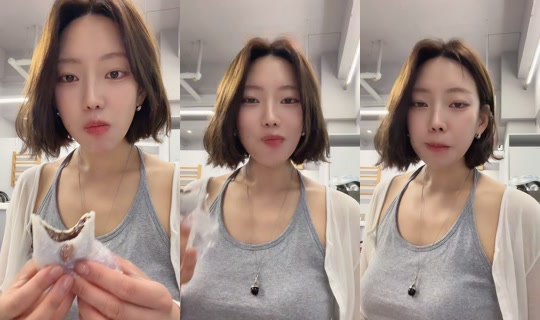 ahyun_aof's Stream - Jun 7, 2026, 11:34 AM