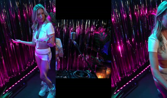 djmissshelton's Stream - Apr 18, 2026, 12:16 AM